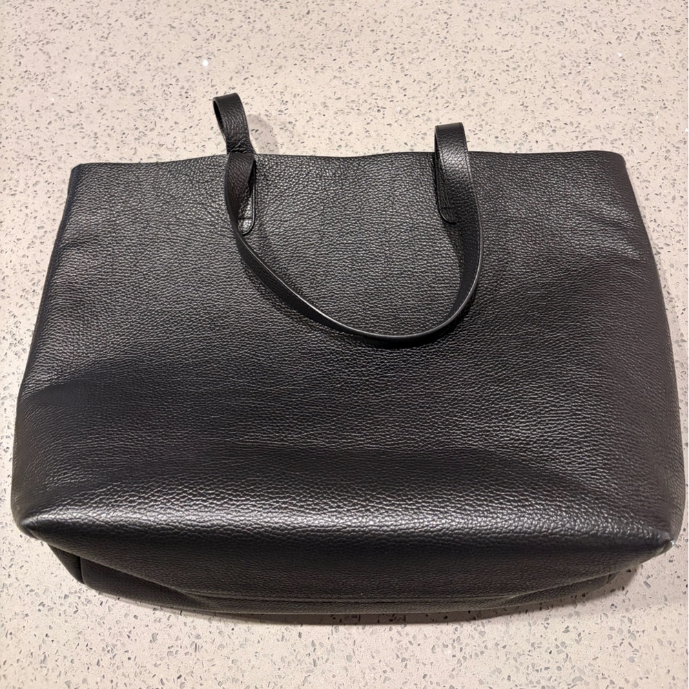 CUYANA  Leather Tote Bag